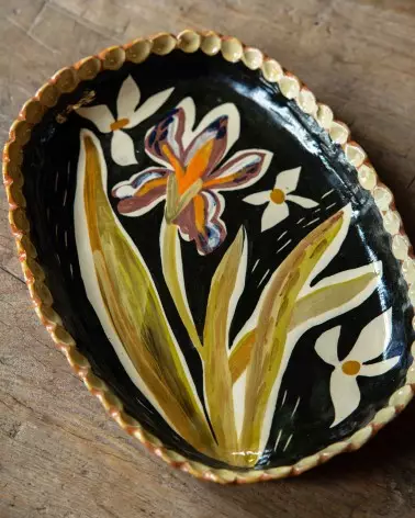 Plat oval dentelé - Décor...